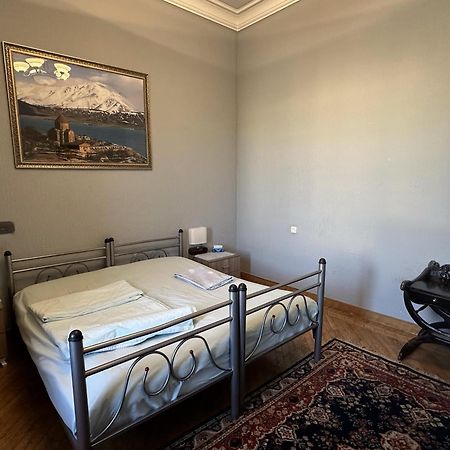 Bridge House Yerevan Armenia Extérieur photo