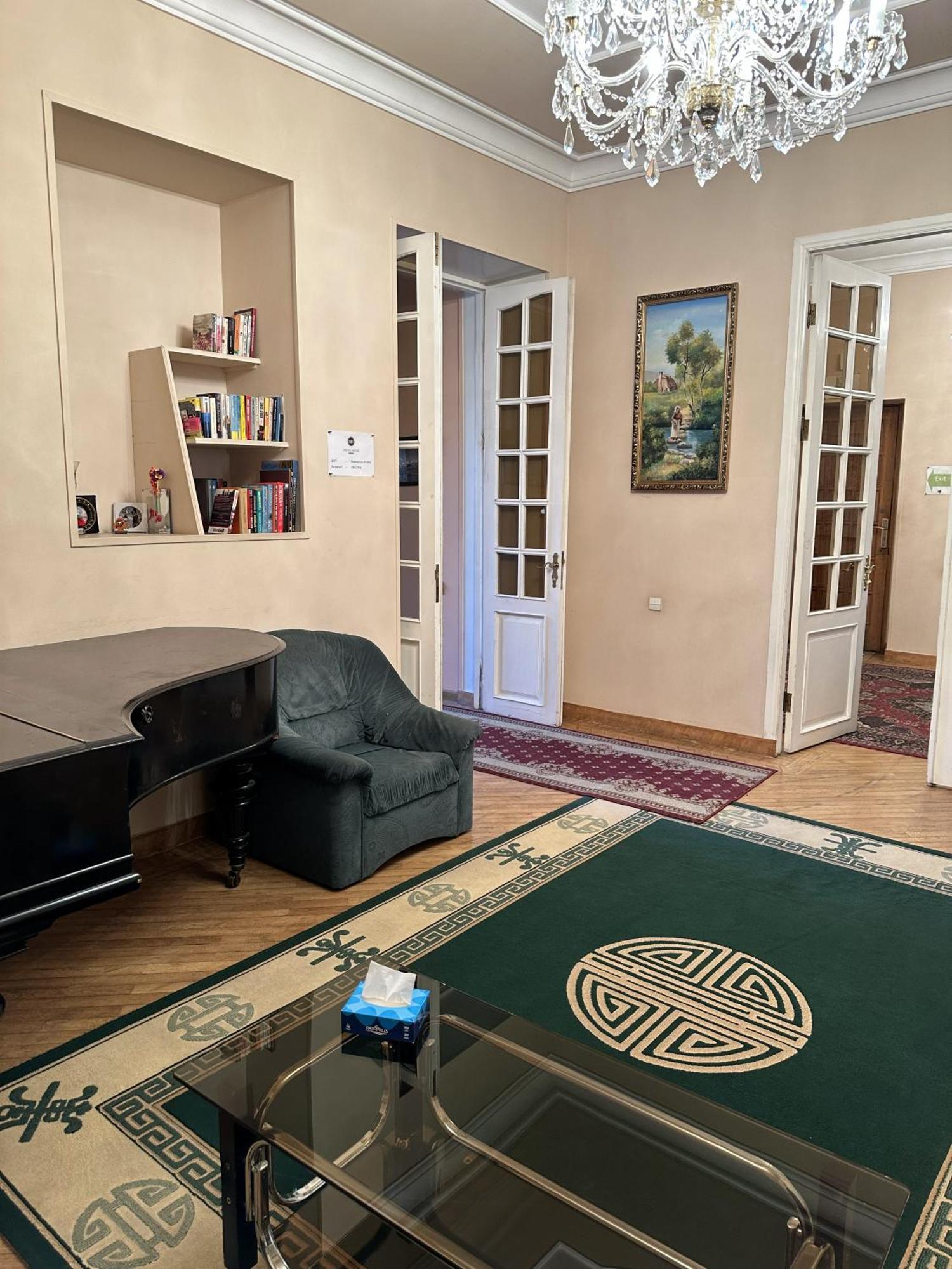 Bridge House Yerevan Armenia Extérieur photo